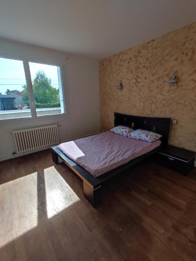 Agreable Appartement Familial Avec Jardin Blois Exterior foto